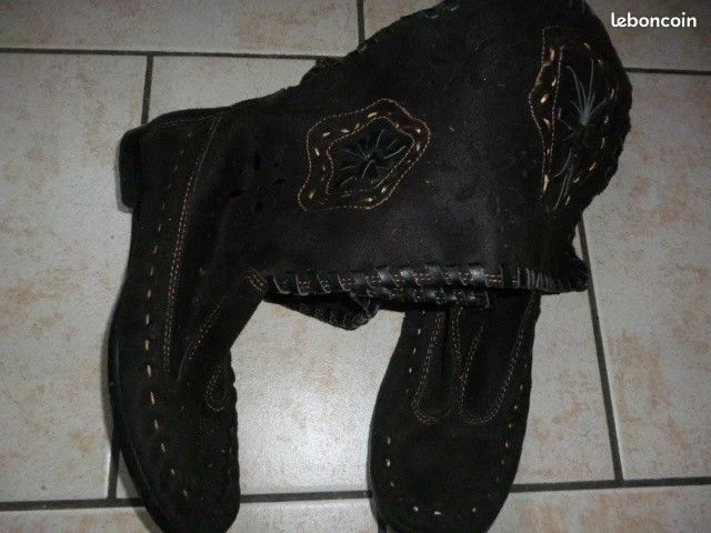 bottes été en nubbuck style indienne noir pointure 37